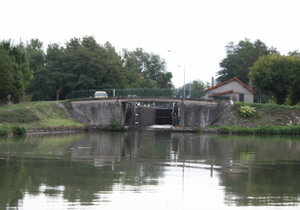 Le Pont de l'écluse de Sept-Fons